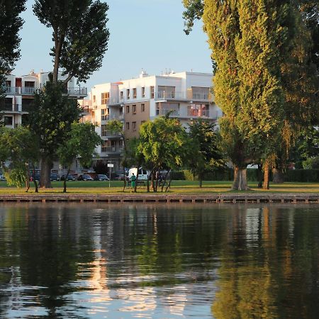 Apartamenty Nadjeziorne Z Tarasem Na Dachu エウク エクステリア 写真