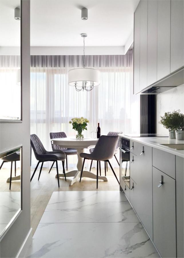 Apartamenty Nadjeziorne Z Tarasem Na Dachu エウク エクステリア 写真