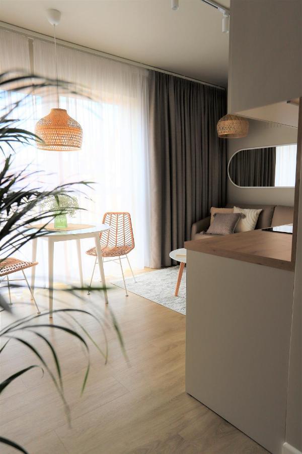 Apartamenty Nadjeziorne Z Tarasem Na Dachu エウク エクステリア 写真